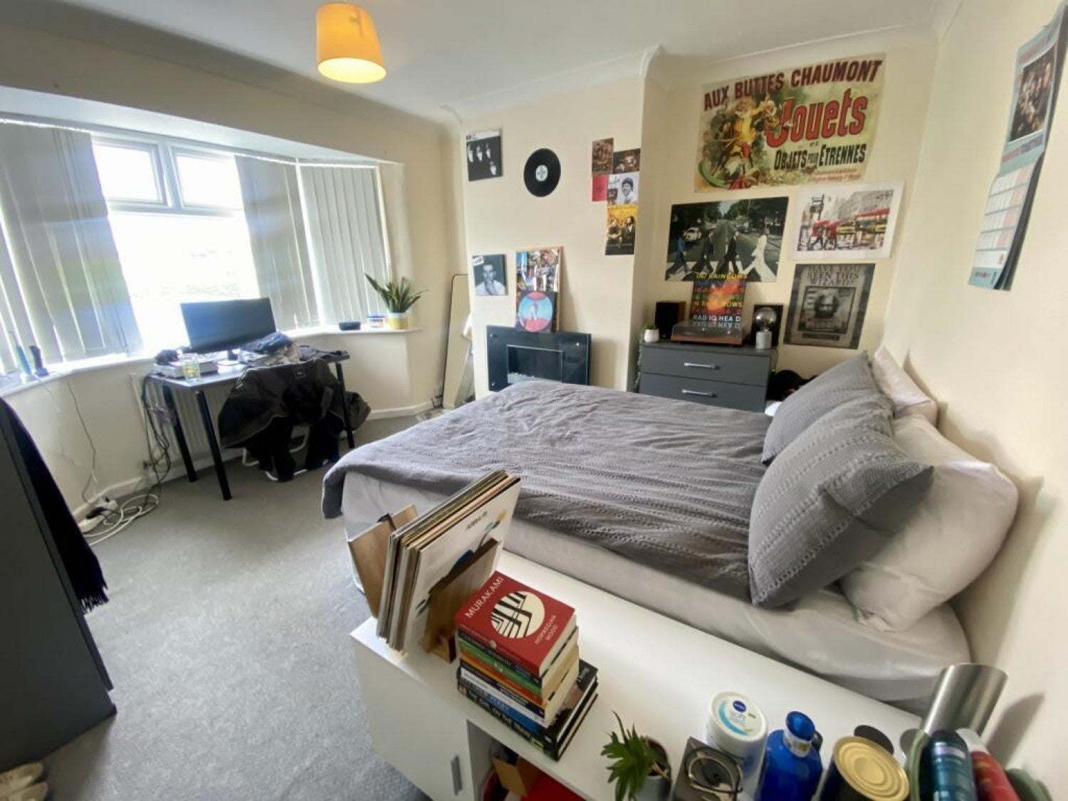 Flat Eighth Avenue in Bristol