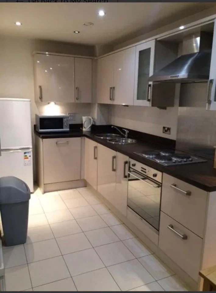 Room Camden Road in Greater London