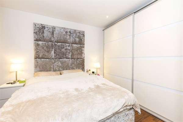 Flat Islington Green in Greater London