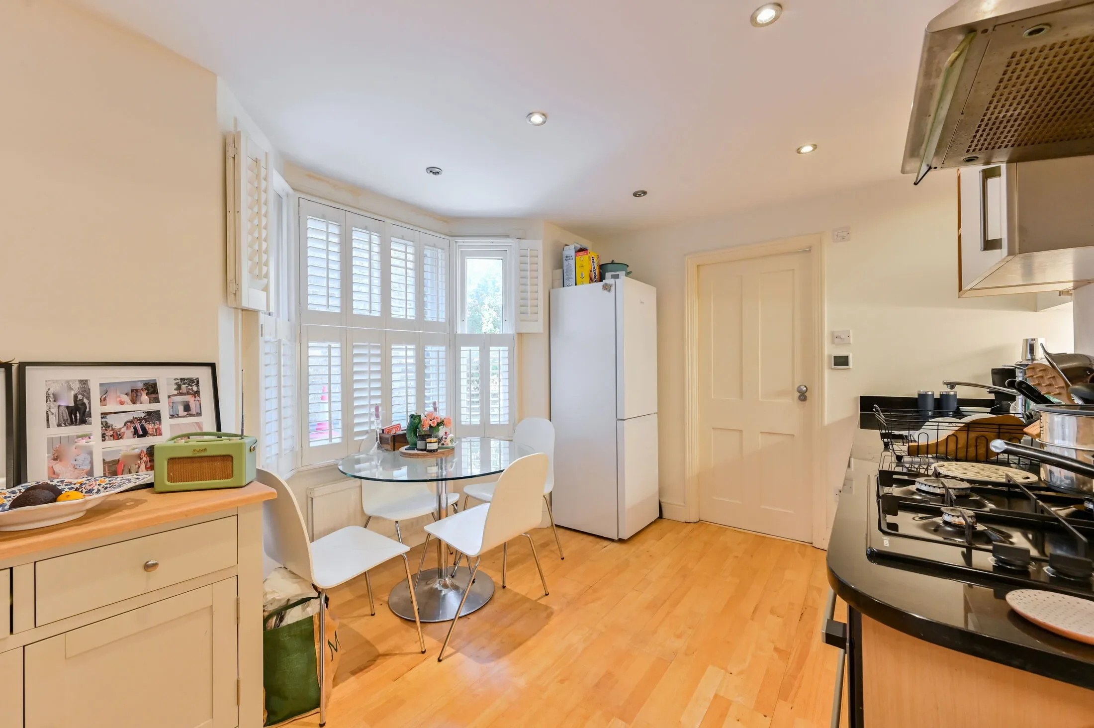 Flat Warriner Gardens in Greater London