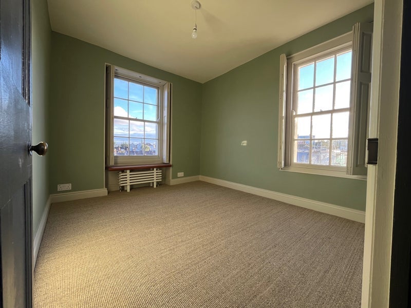 Room York Road in Bristol