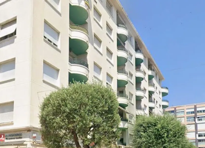 Appartement Avenue de Nice à Cagnes-sur-Mer