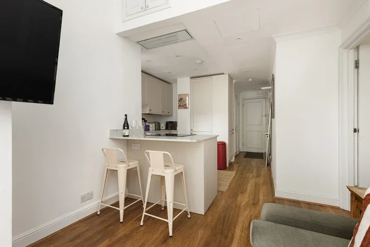 Flat Aldridge Road Villas in City of Westminster