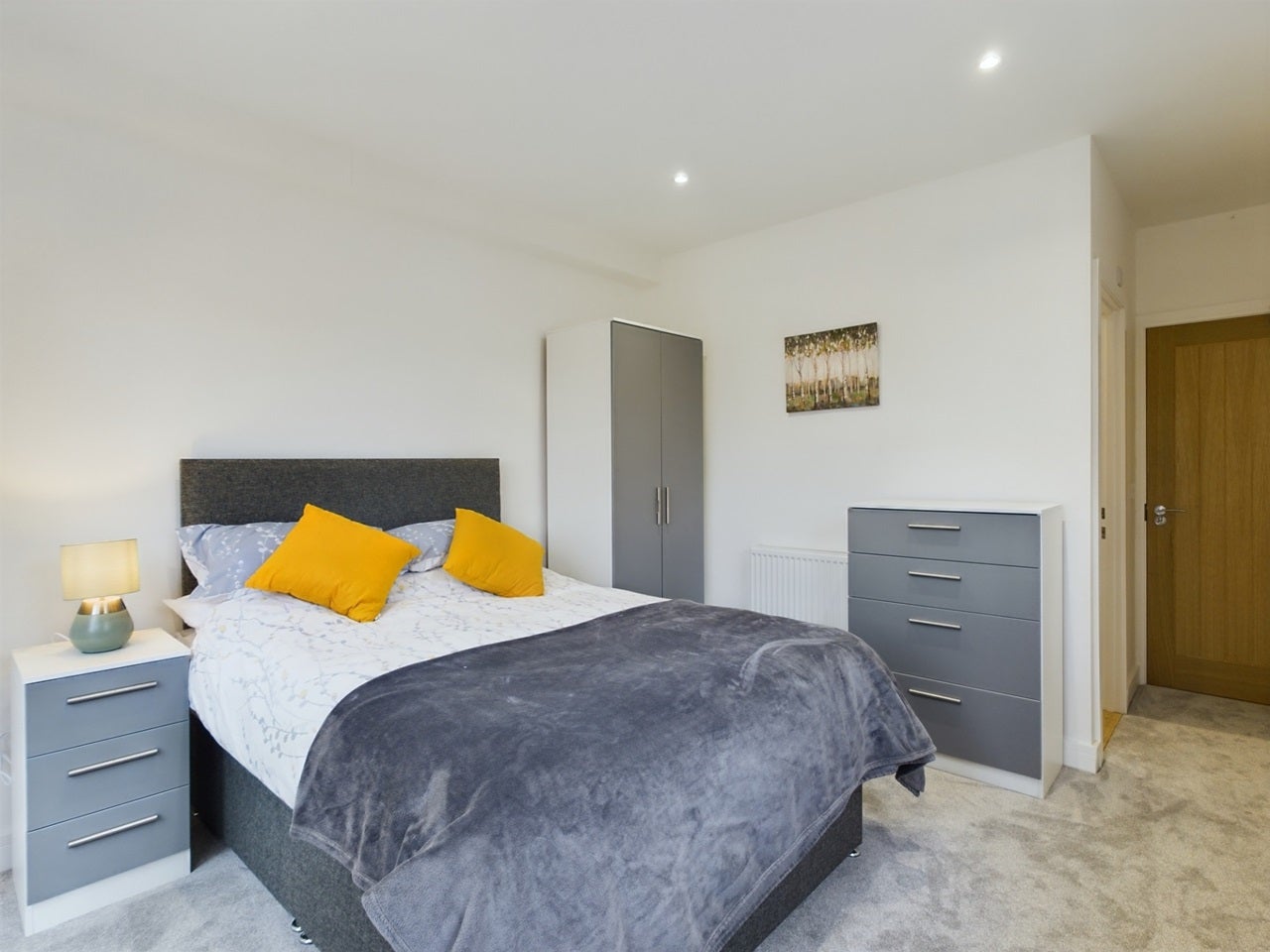 Room Leigh Road in Eastleigh