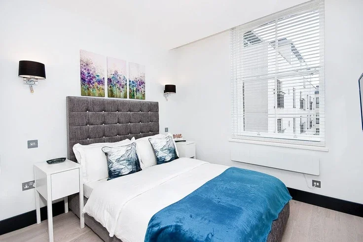 Flat Herbal Hill in Greater London