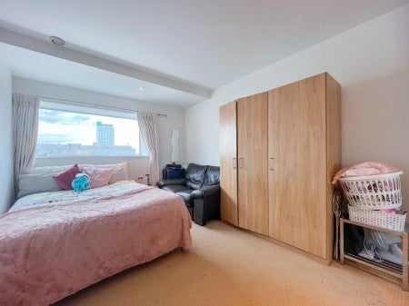 Flat Albion Street in Leeds