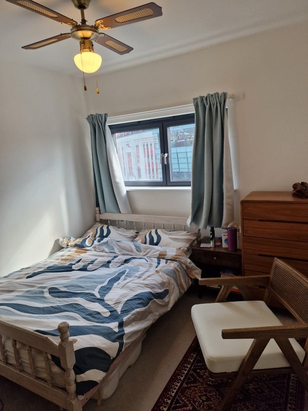 Room Drayton Park in Greater London