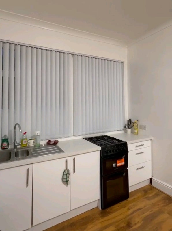 Room Beeston Road in Leeds