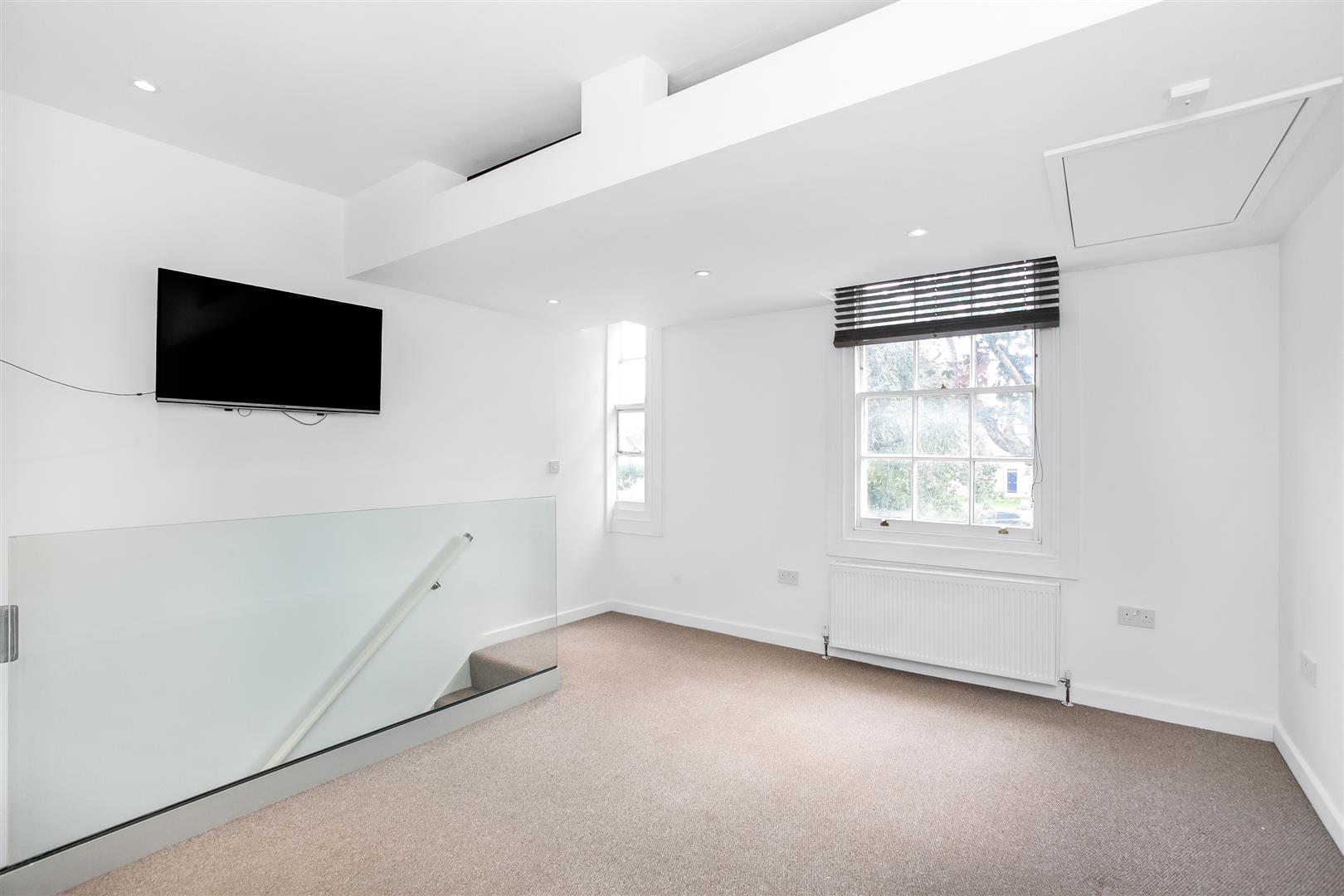 Flat Caroline Gardens in Greater London