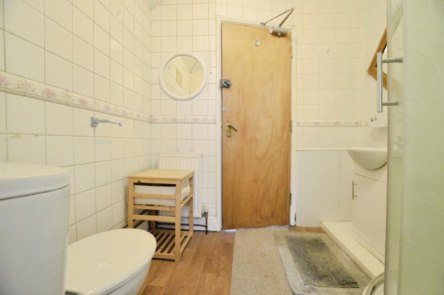 Room Edward Close in St Albans