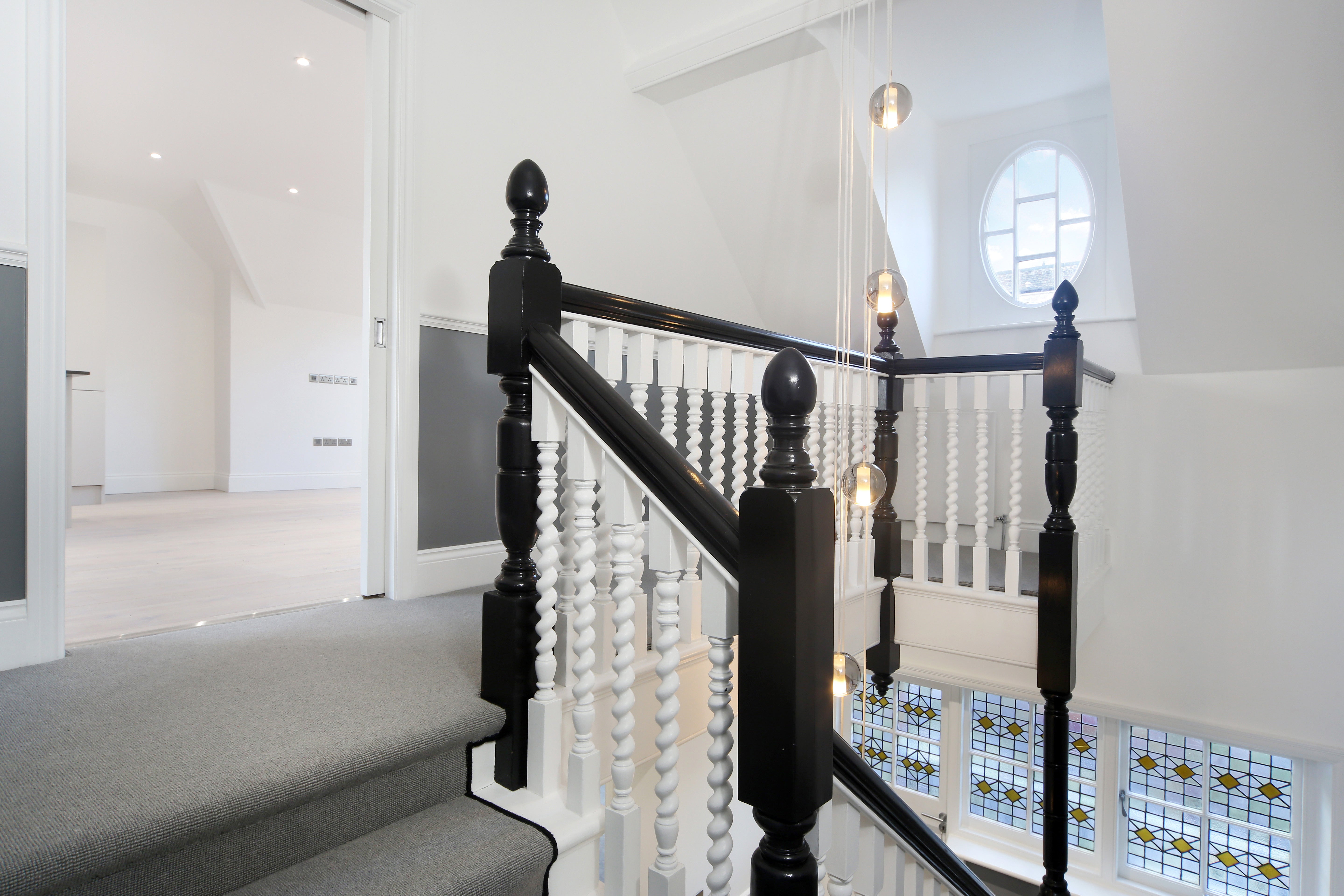 Flat Chalcot Gardens in Greater London