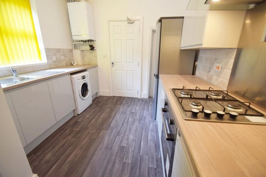 Room Leek Road in Stoke-on-Trent