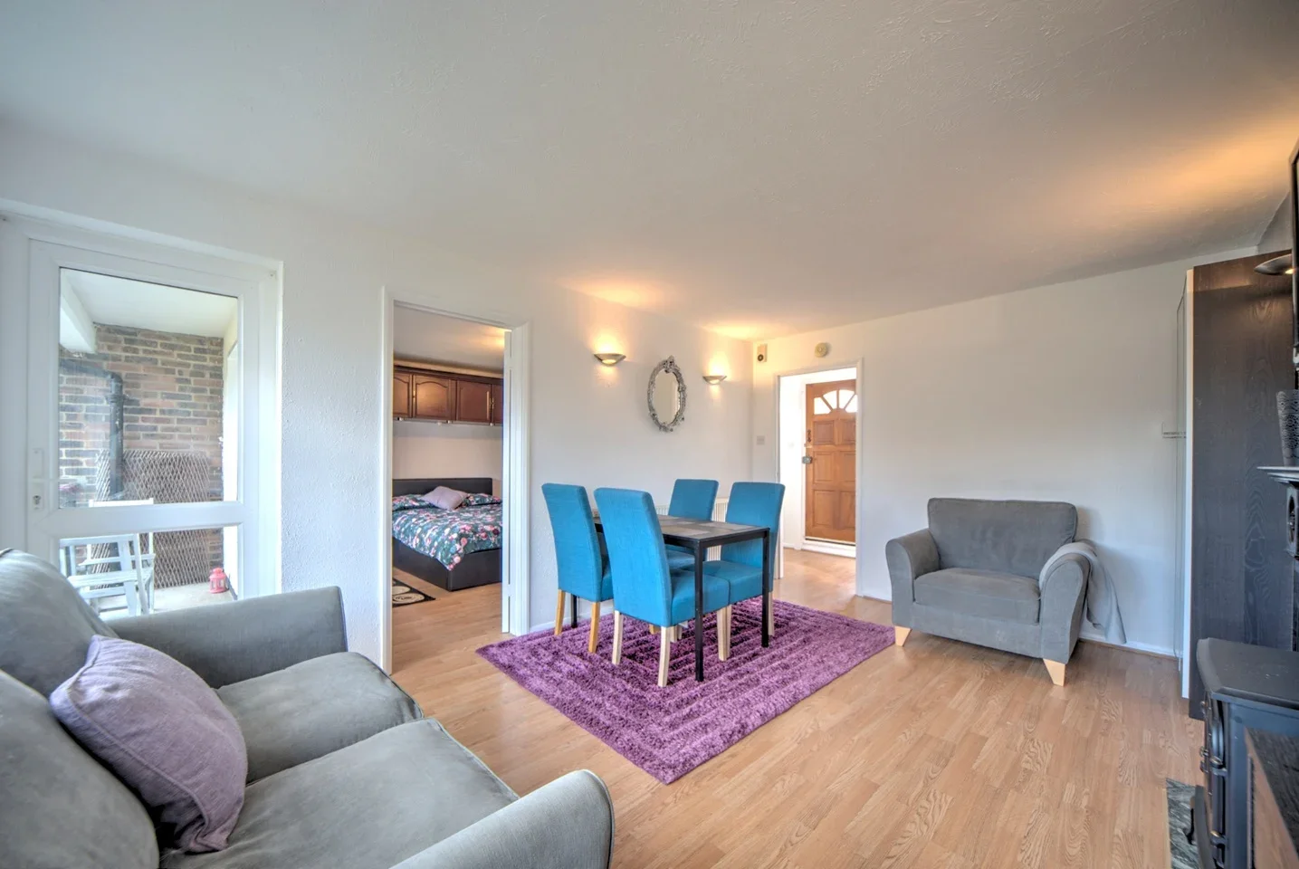 Flat Kingsmead in Greater London