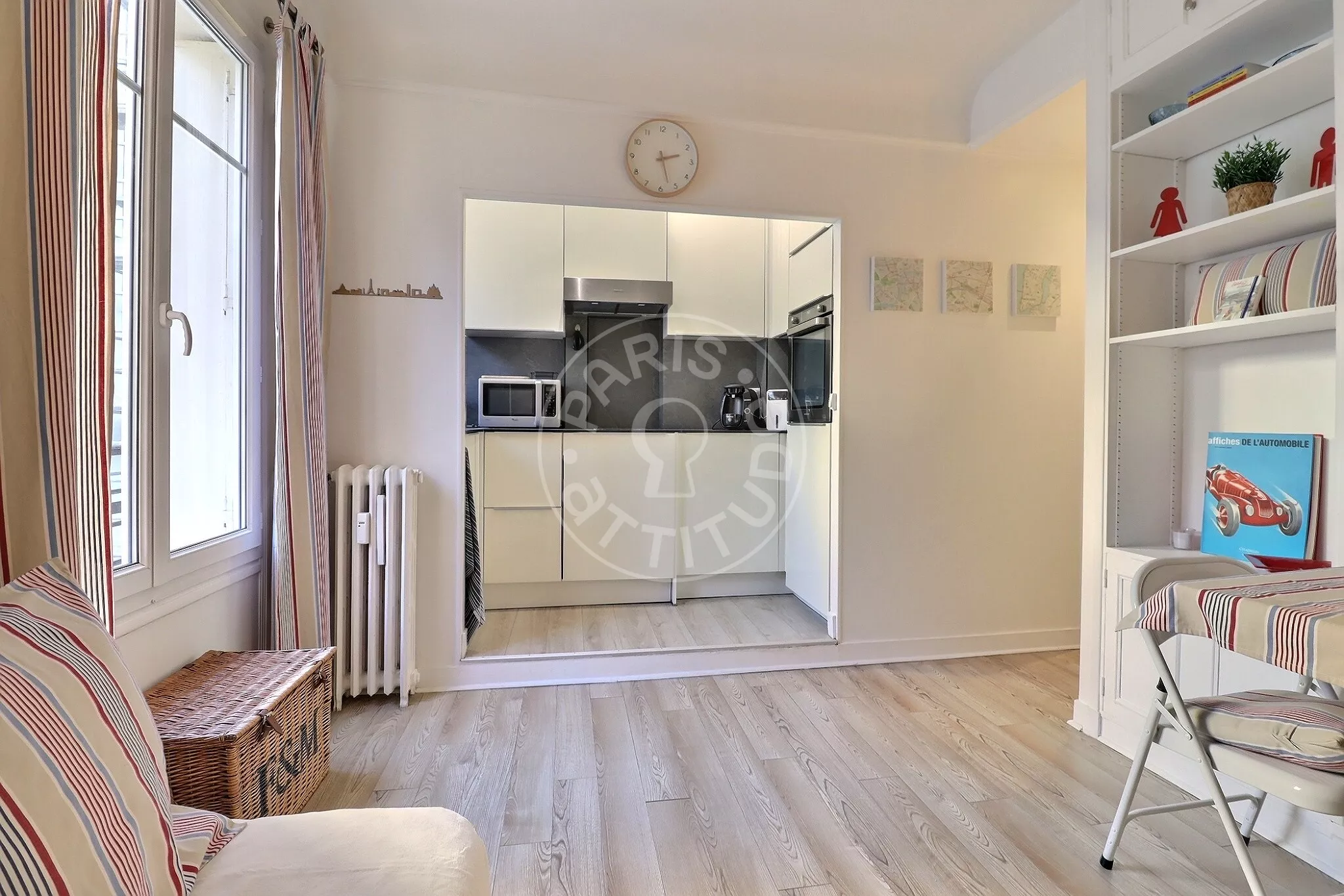 Flat Rue des Renaudes in Paris