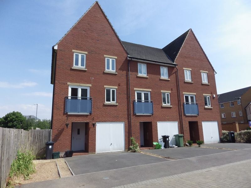 House Hornbeam Close in Bradley Stoke