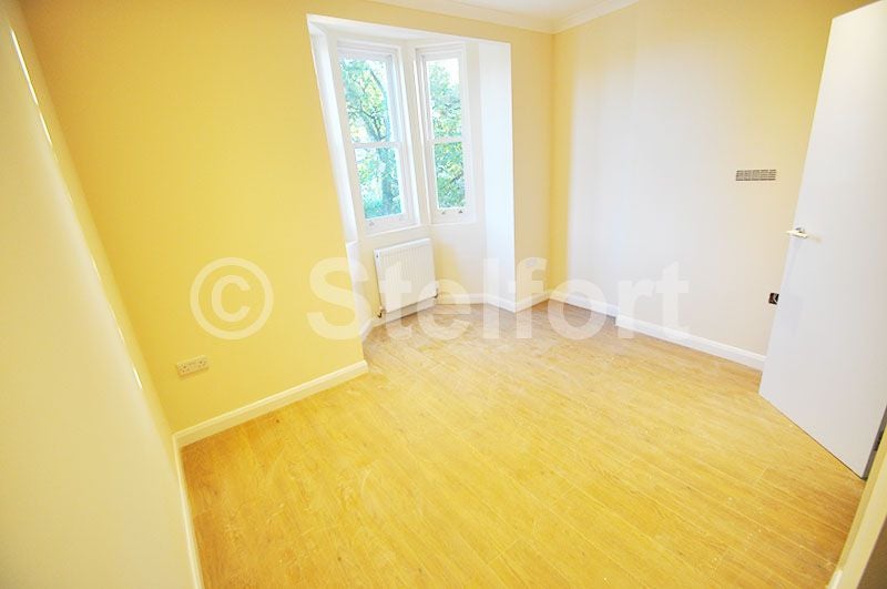 House Warrender Road in Greater London