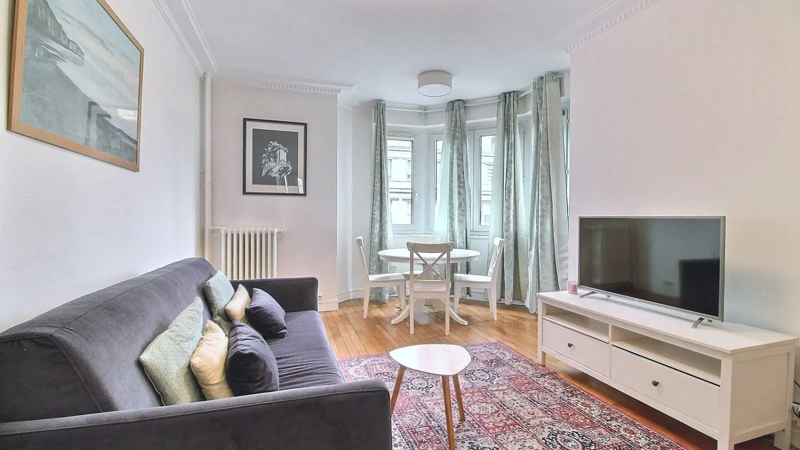 Flat Avenue de la Porte de Sèvres in Paris