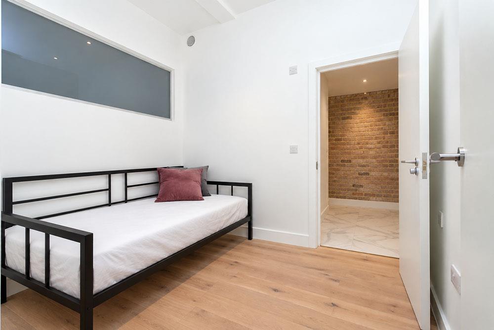 Flat Great Titchfield Street in City of Westminster