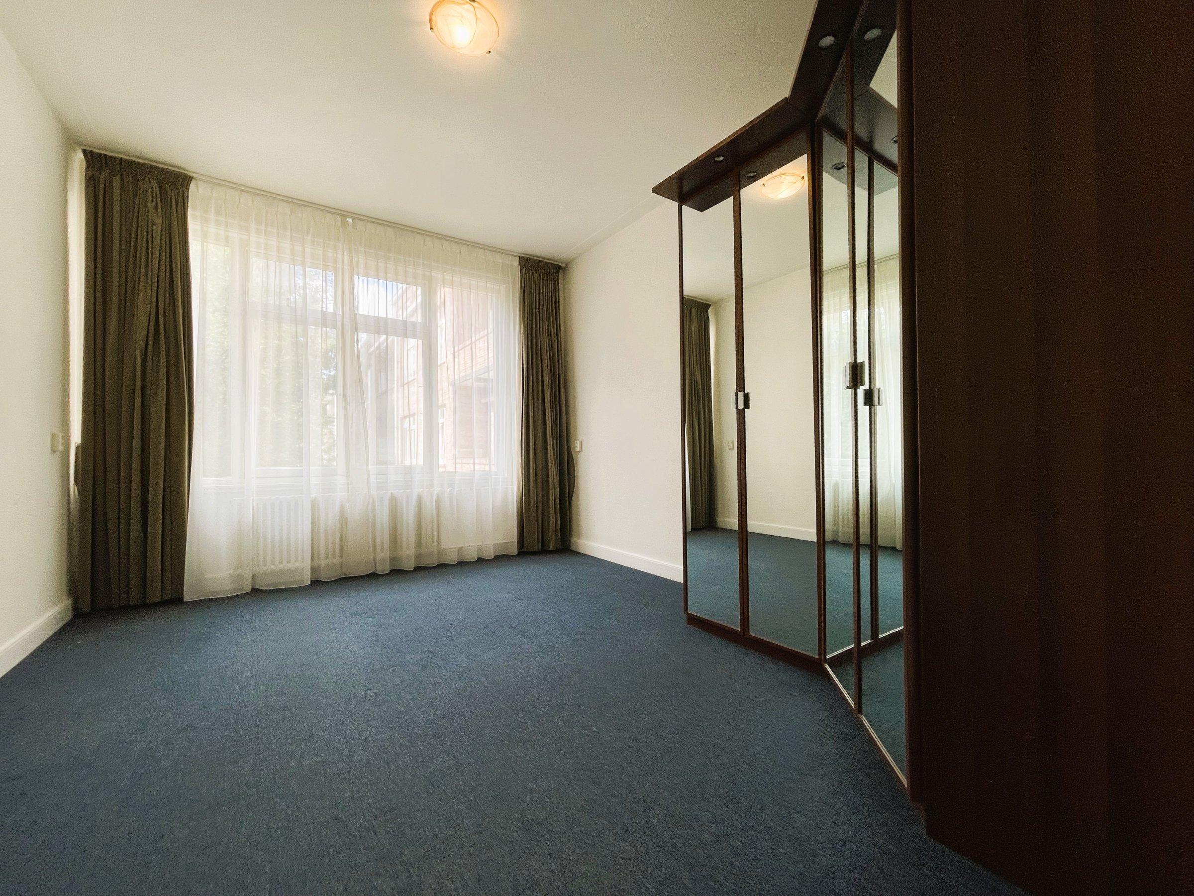 Appartement te huur: Minervaplein, Amsterdam