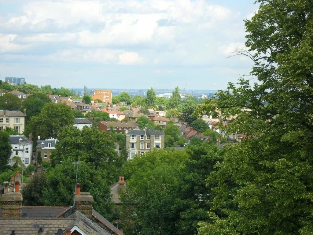 Flat Forestholme Close in Greater London