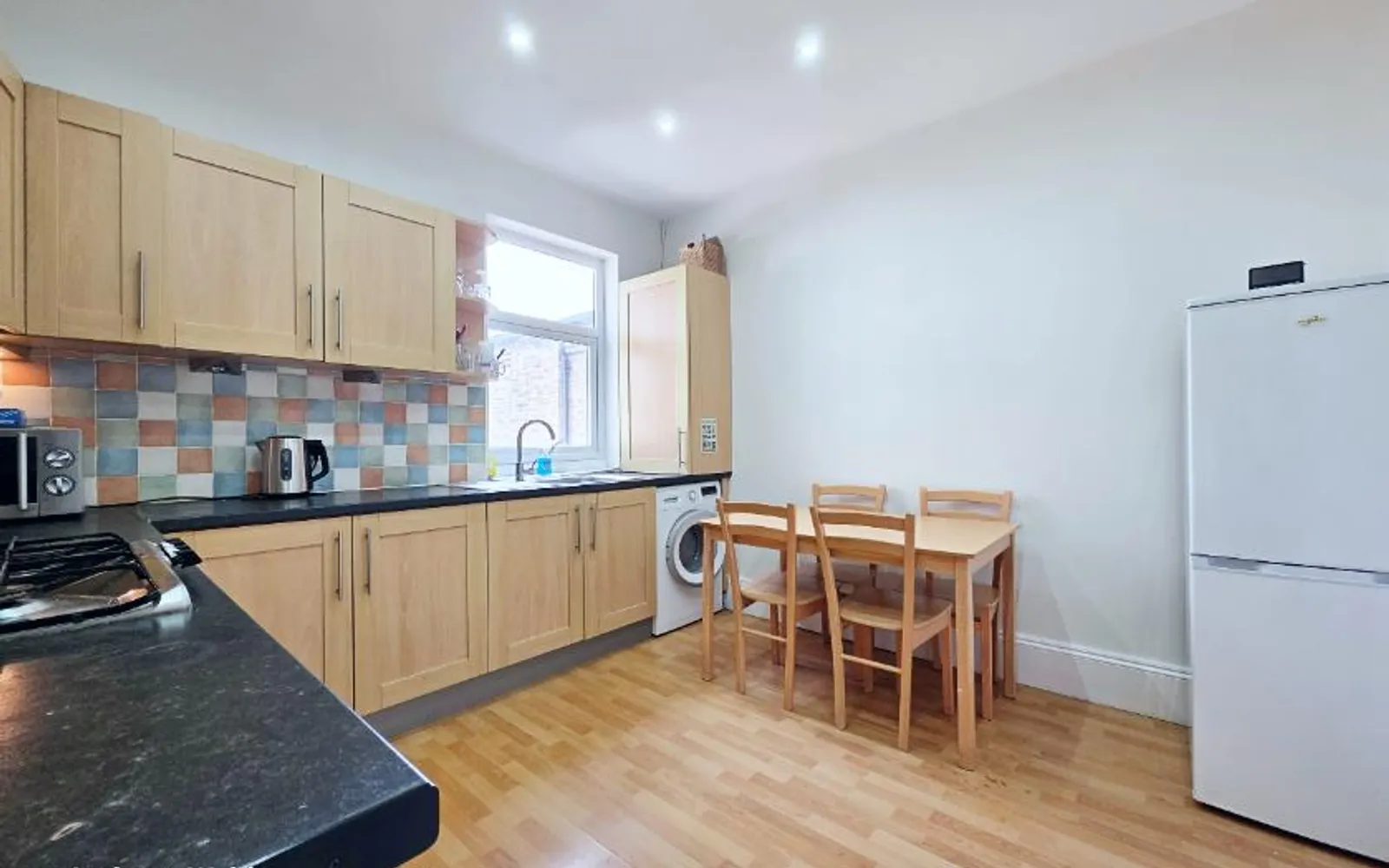 Flat Kingsley Road in Greater London