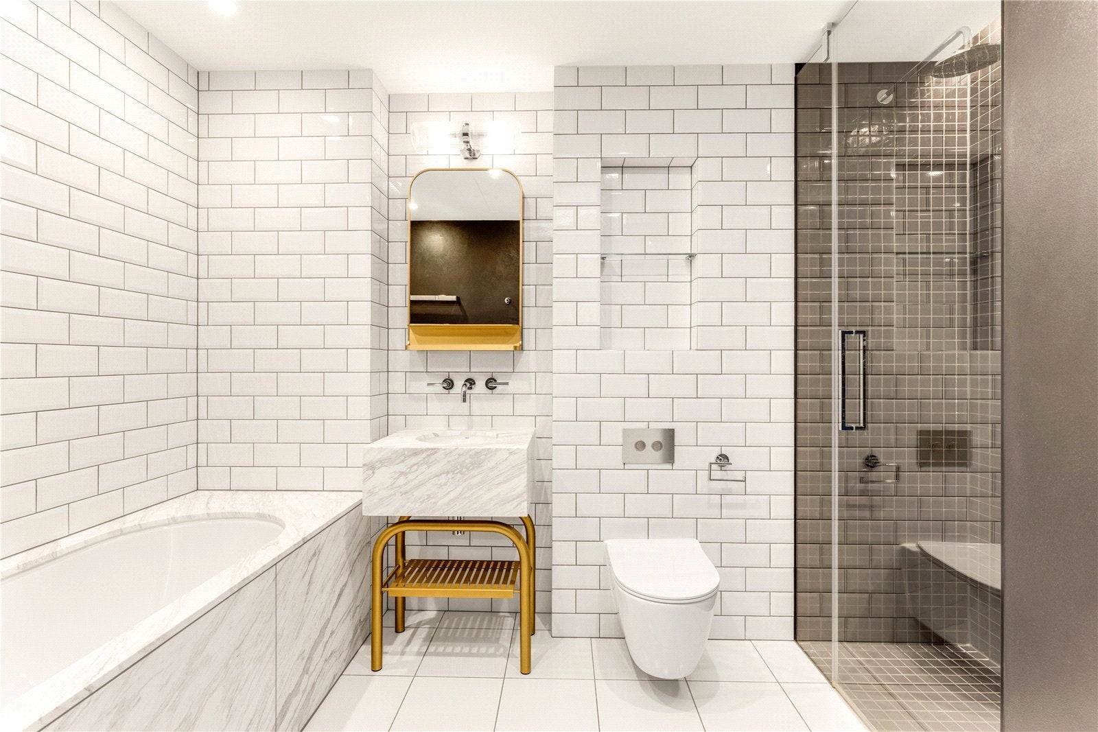 Flat Crown Place in Greater London