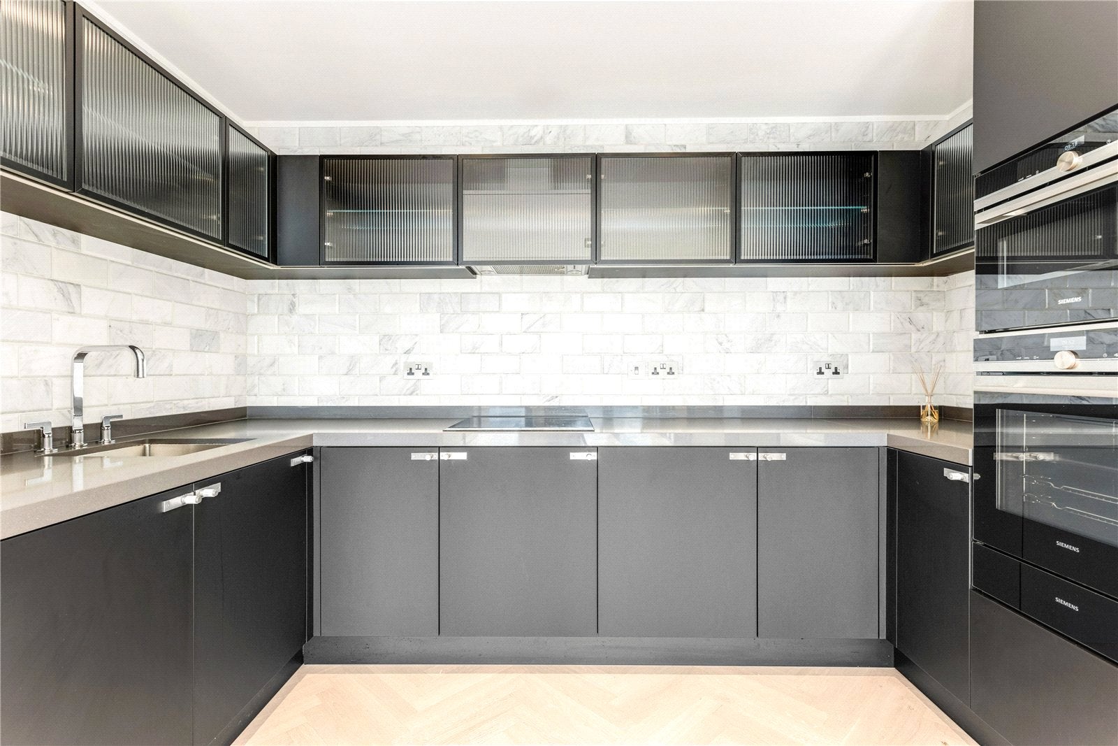 Flat Crown Place in Greater London