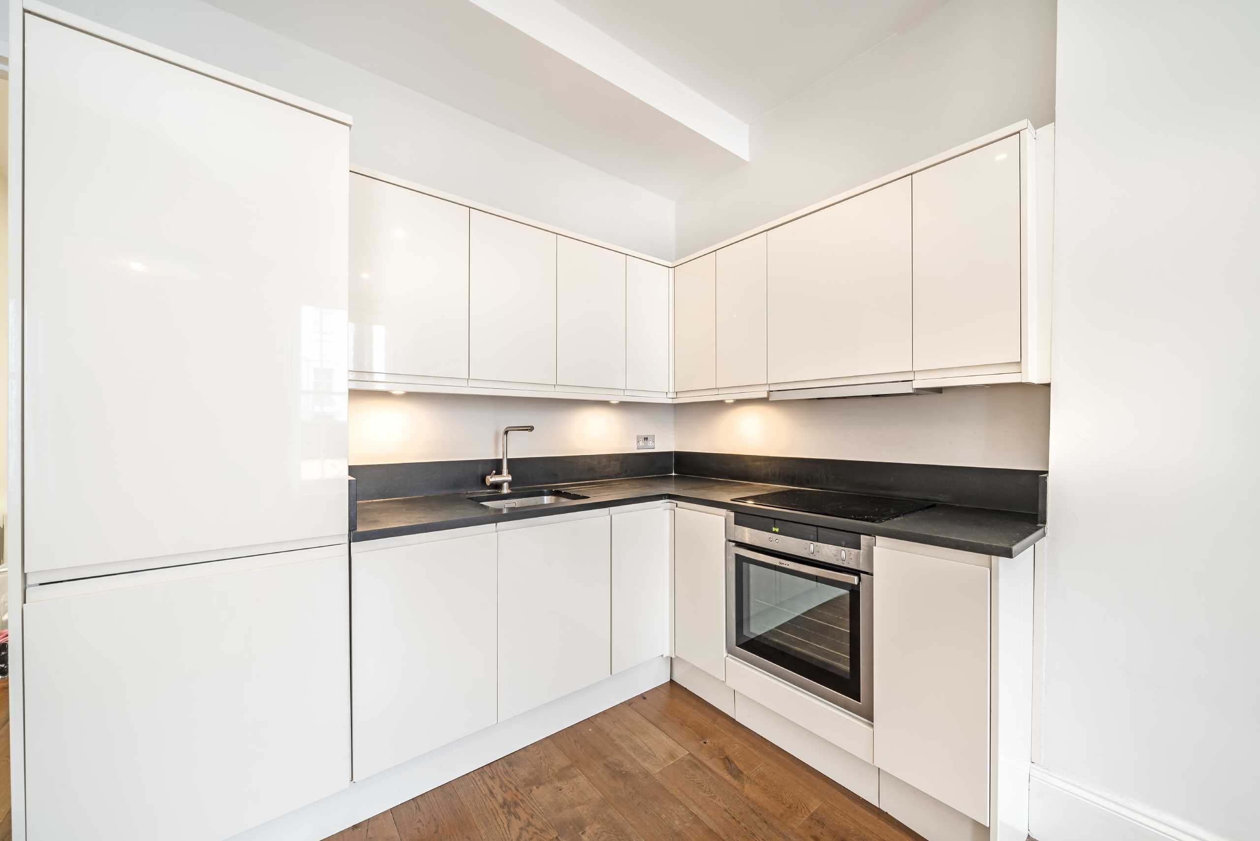 Flat Westbourne Grove in Greater London