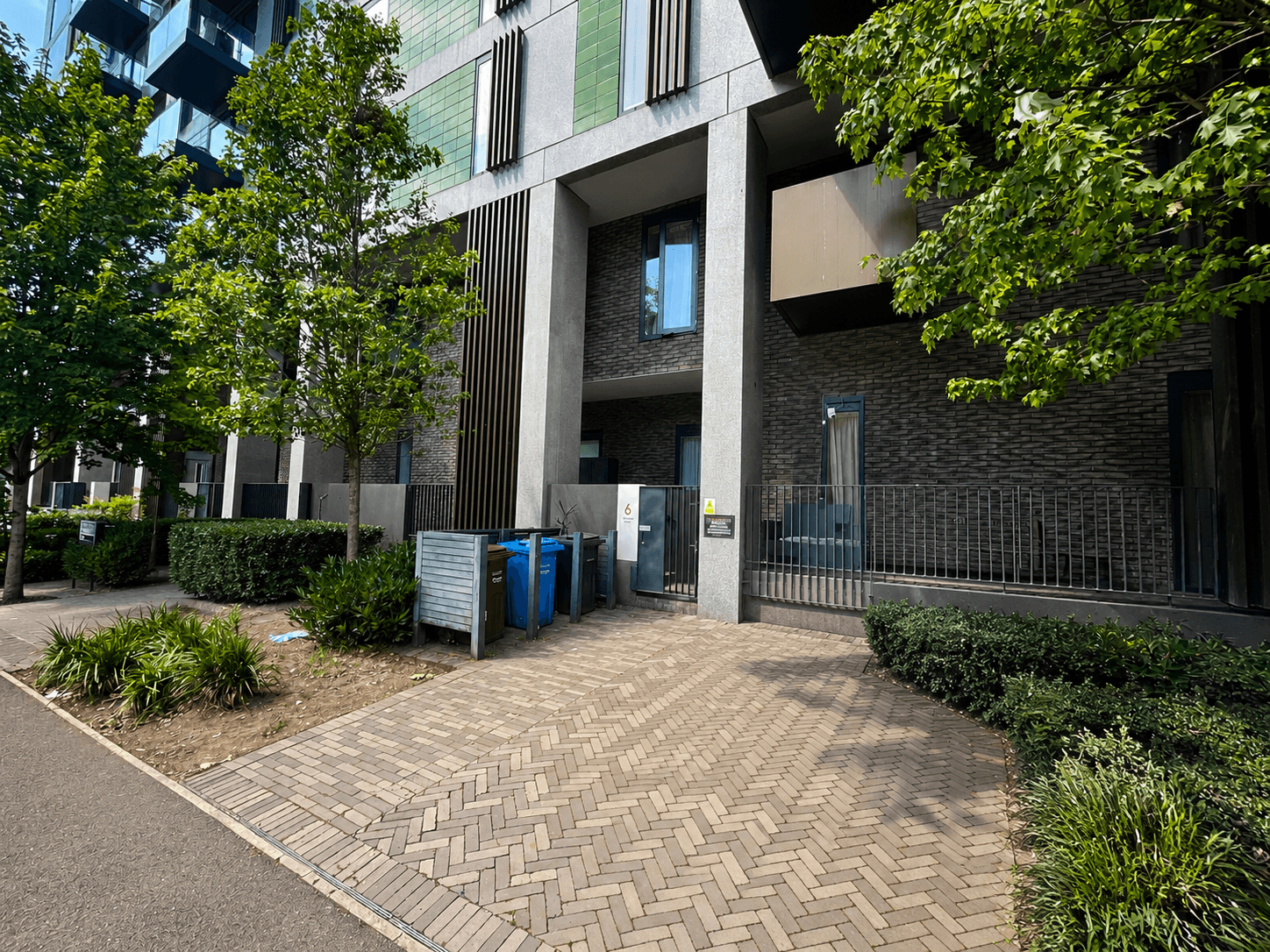 House Garden Lane in Salford