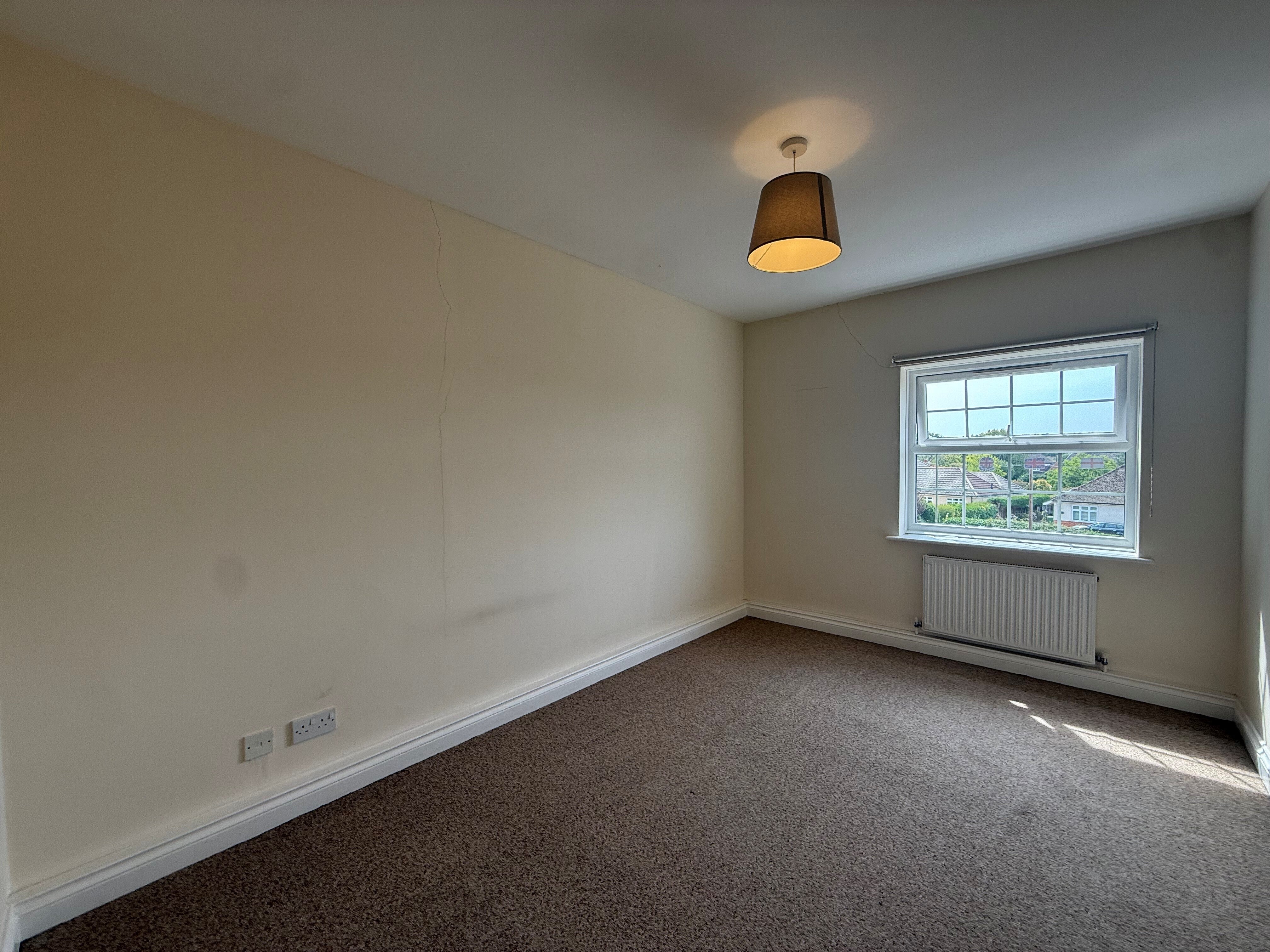 Flat Montfort Close in Test Valley
