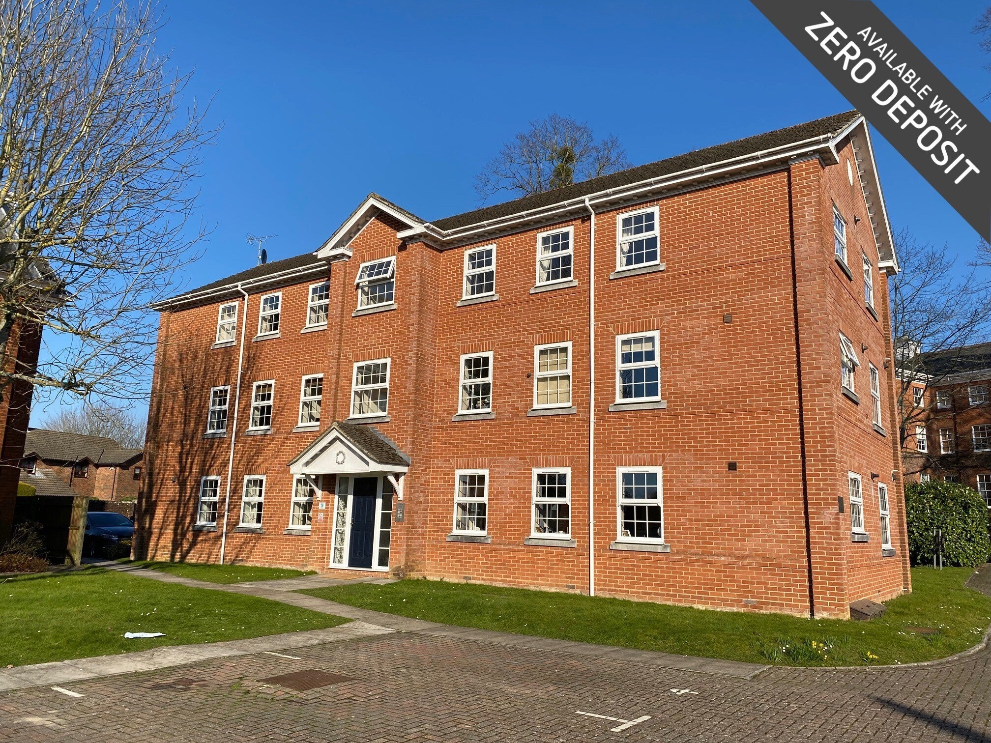 Flat Montfort Close in Test Valley