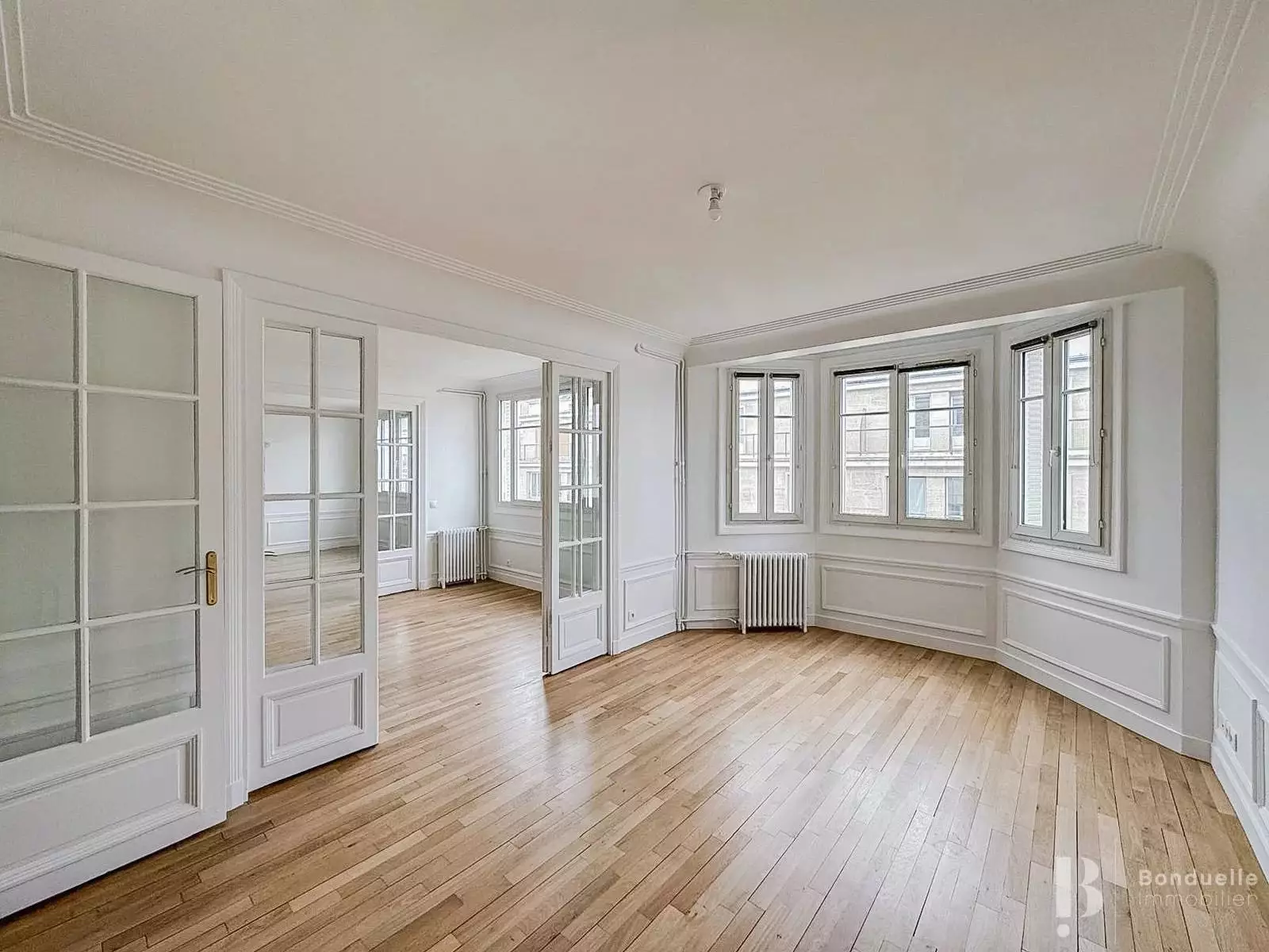 Appartement Place du Costa Rica à Paris