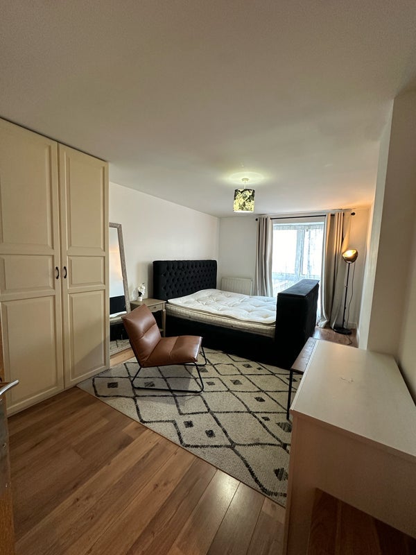 Room Prime Meridian Walk in Greater London