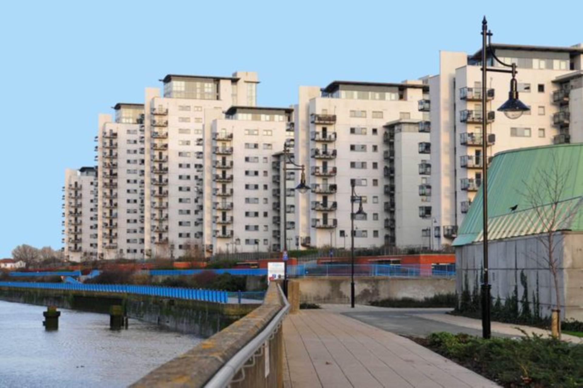 Flat Erebus Drive in Greater London