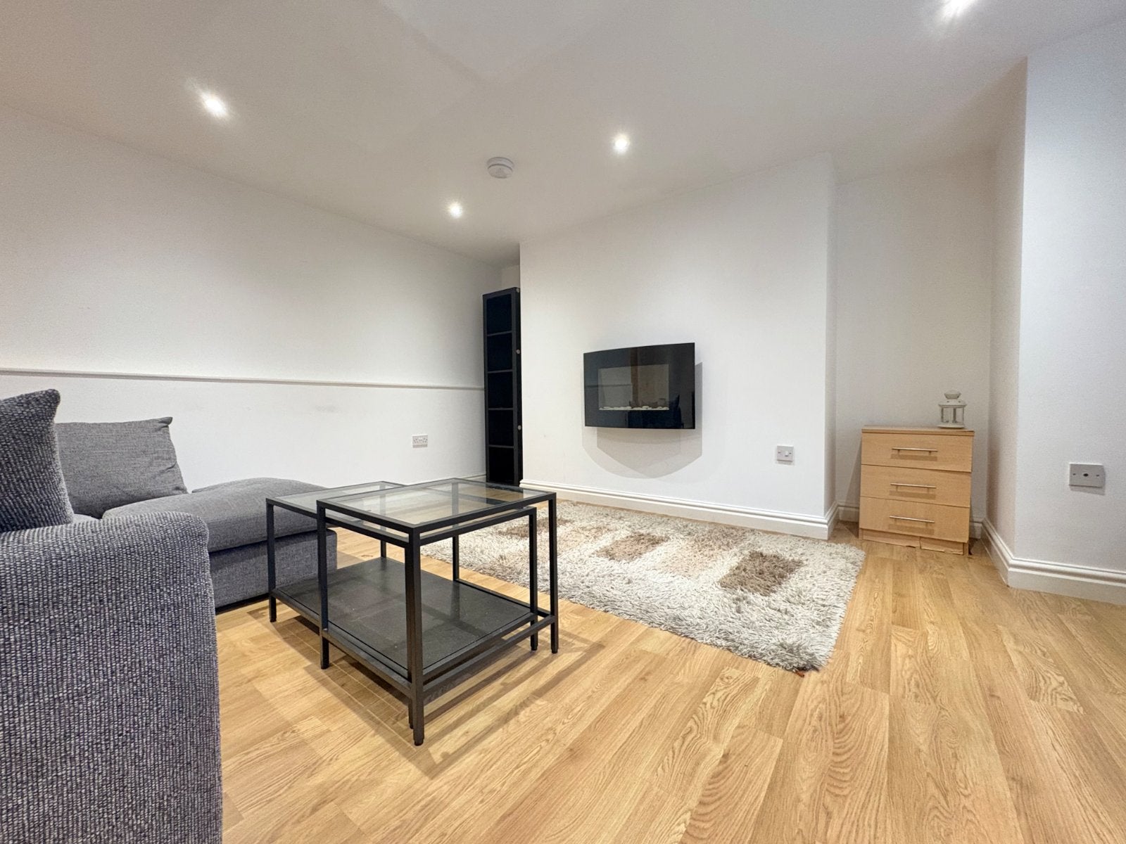 Flat St. Michael's Crescent in Leeds
