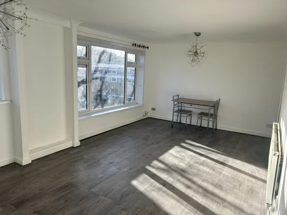 Flat Daventry Grove in Birmingham
