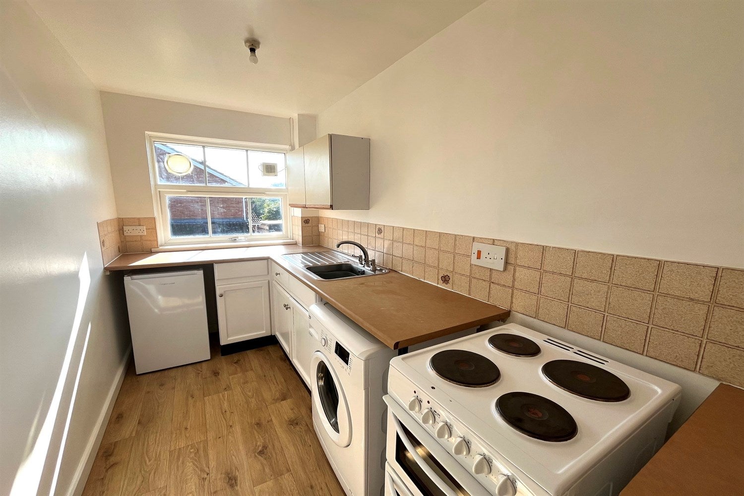 Flat Westbourne Avenue in Havant