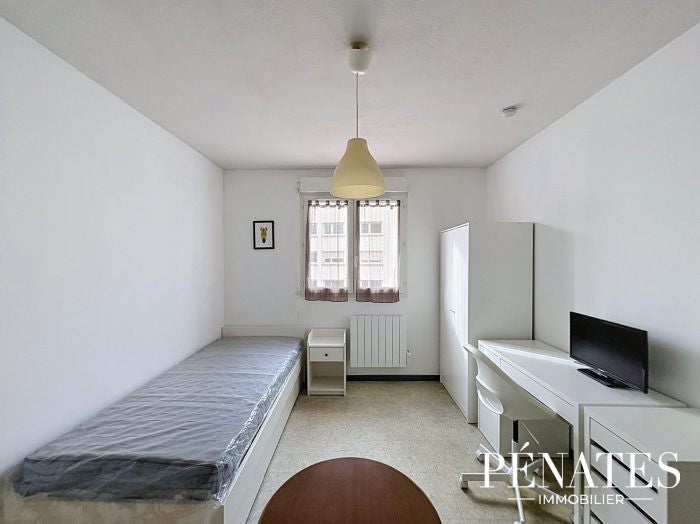 Flat Rue du Rempart Martainville in Rouen