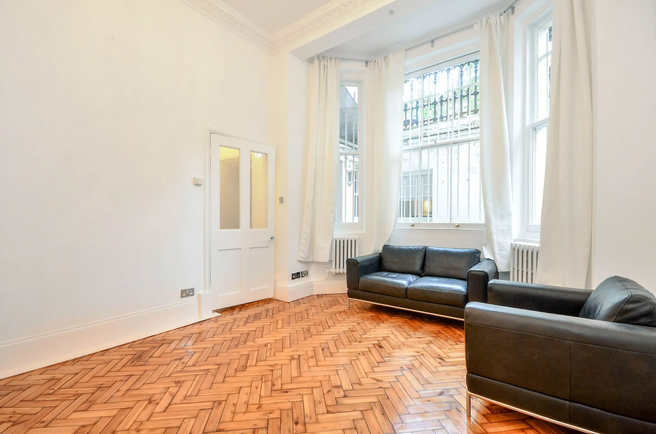 Flat Elvaston Place in Greater London