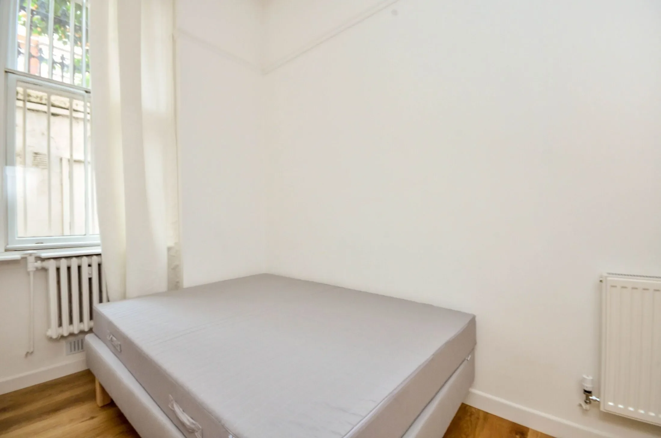 Flat Elvaston Place in Greater London