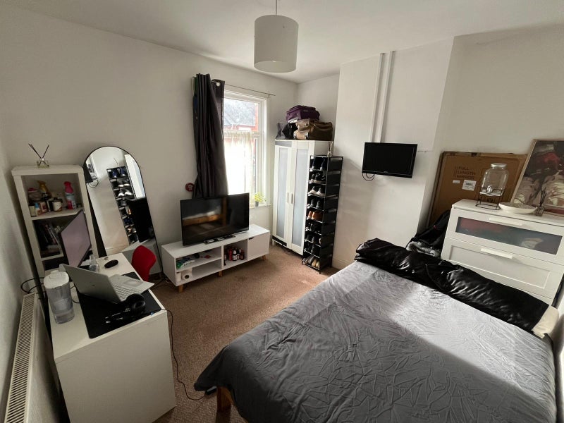 Flat Kensington Road in Coventry