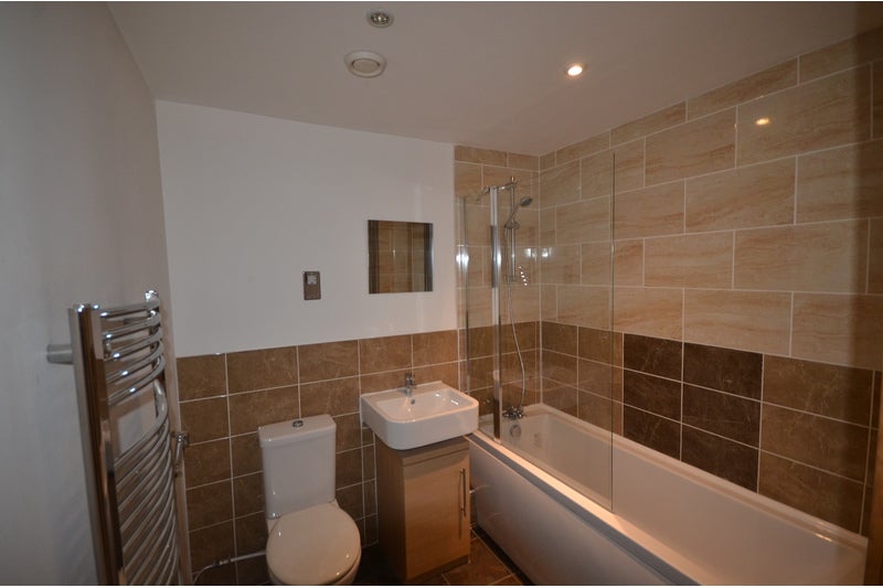 Flat Felsted in Milton Keynes
