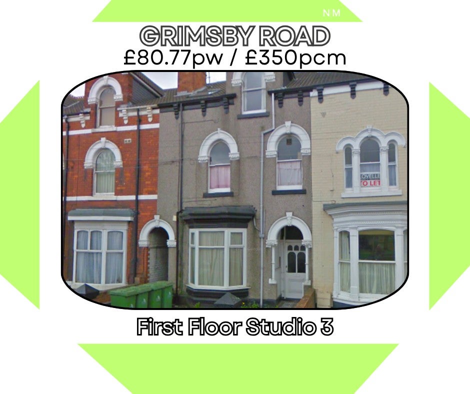 Flat Grimsby Road in Cleethorpes