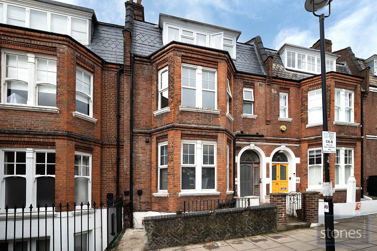 Flat Glenloch Road in Greater London