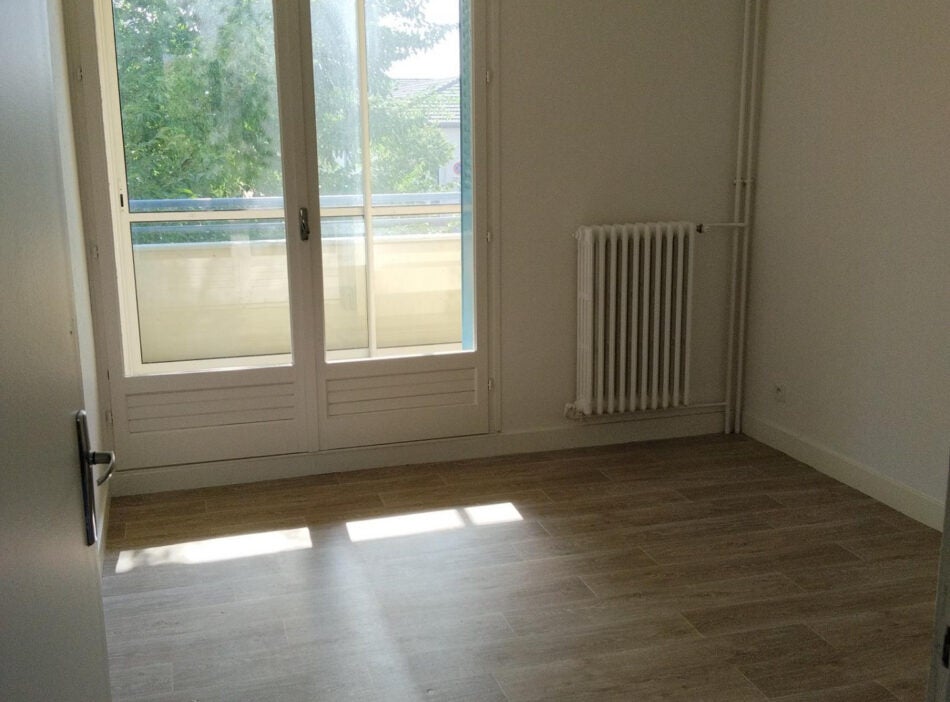 Appartement Rue du Revermont à Saint-Étienne-du-Bois