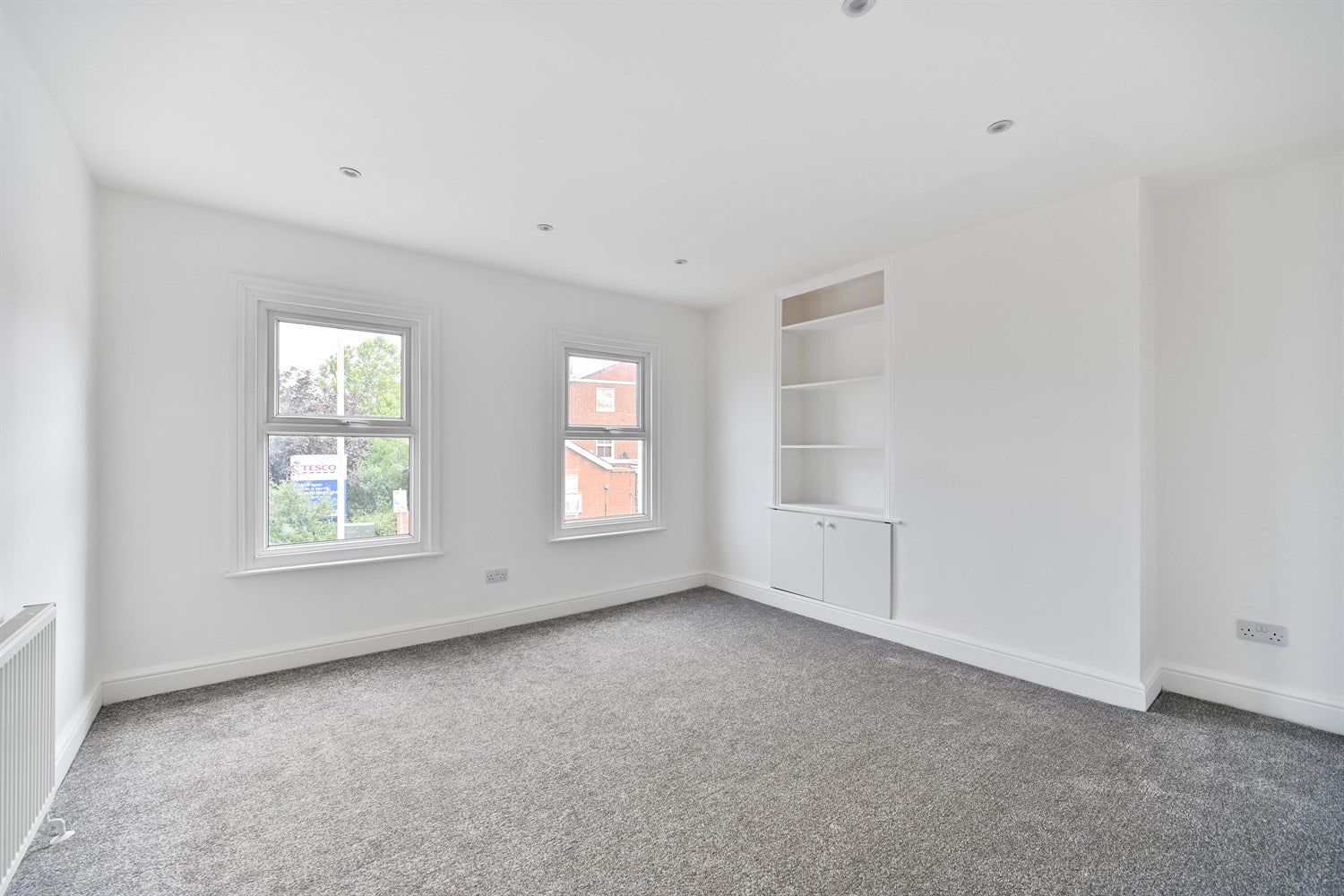 Flat Kensington Road in Reading