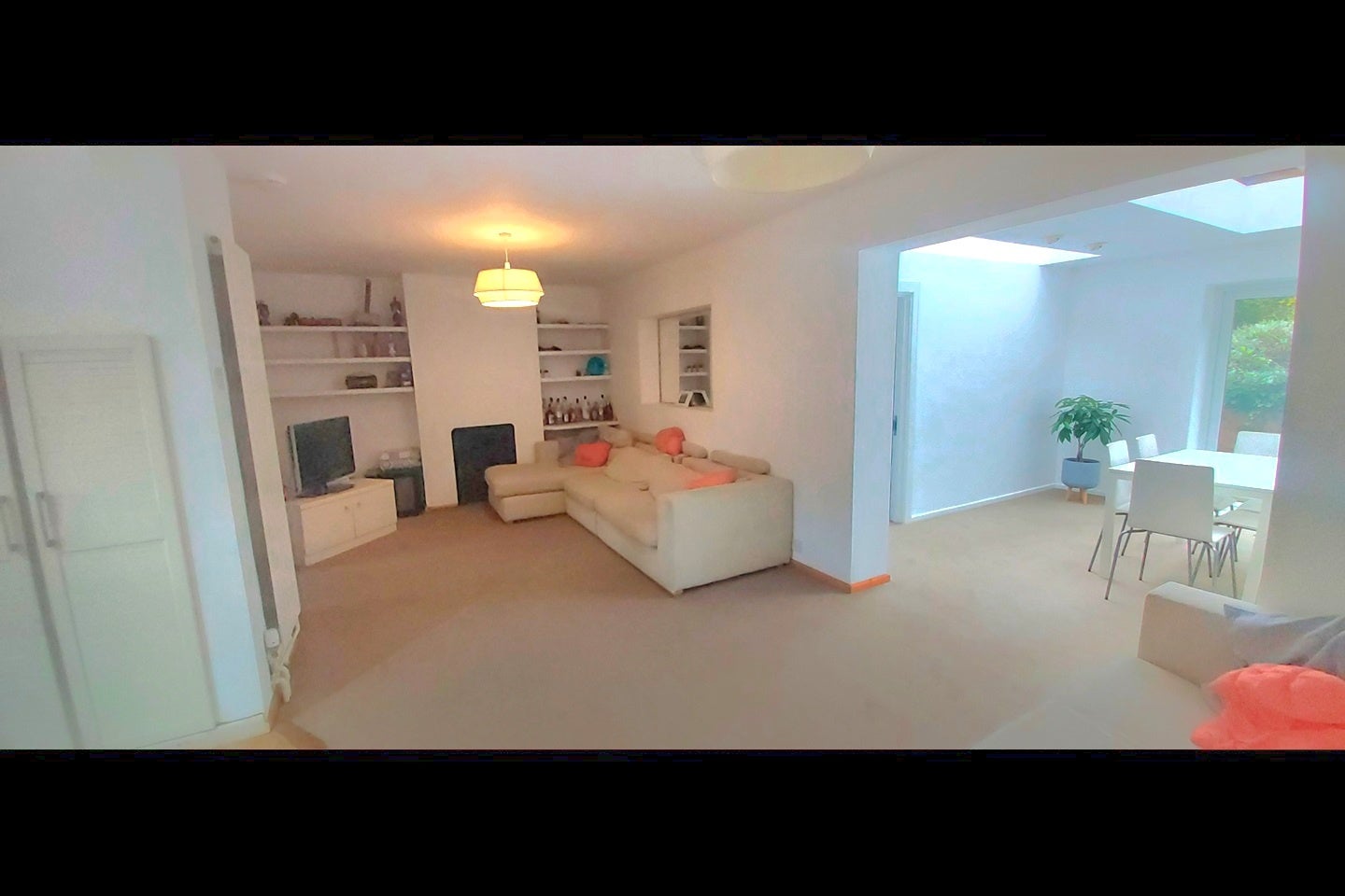 House Somers Close in Winchester