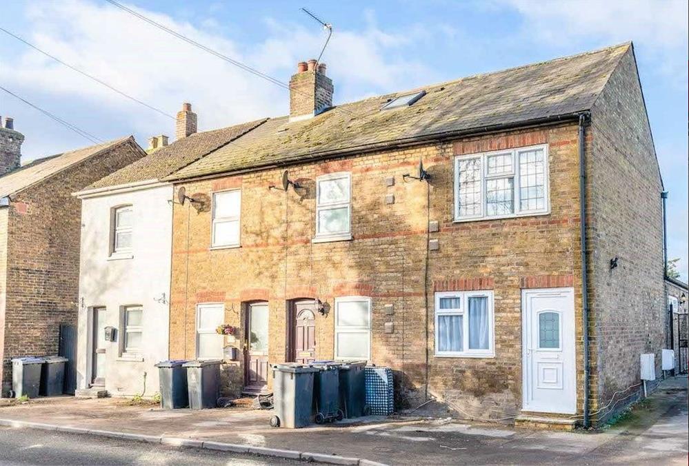 House Thorney Lane North in Richings Park