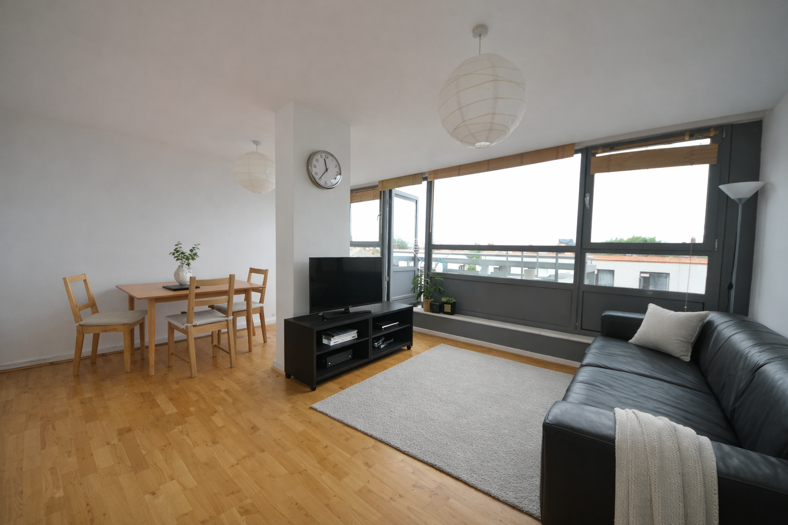 Flat New Park Road in Greater London