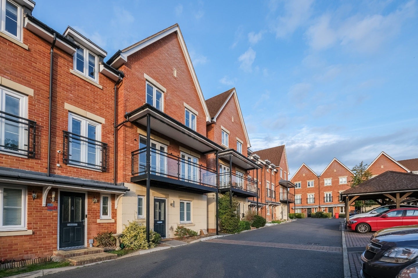 House Denton Way in Slough